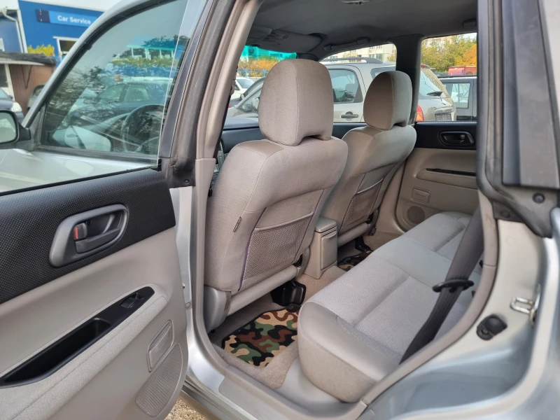 Subaru Forester 2.0I GAZ, снимка 11 - Автомобили и джипове - 47770949