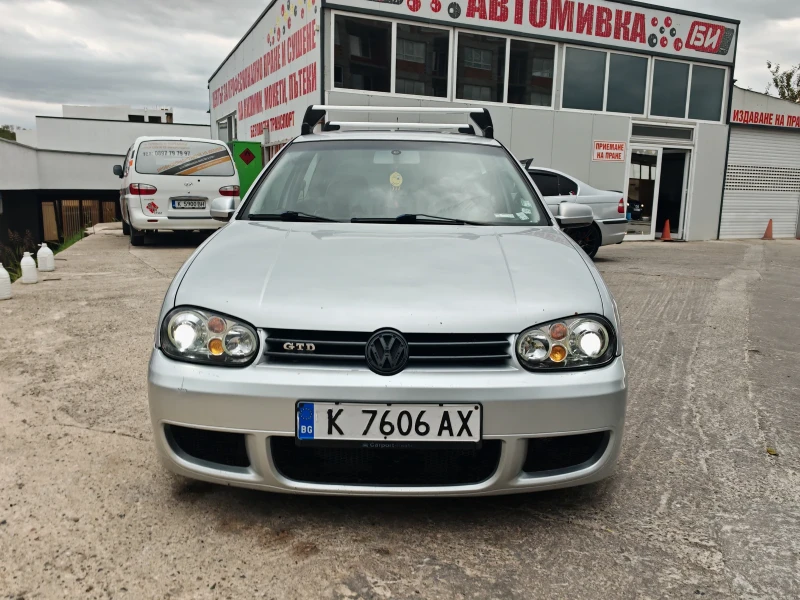 VW Golf, снимка 3 - Автомобили и джипове - 47975492