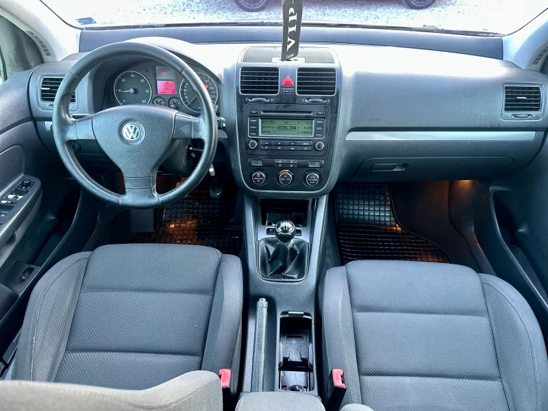 VW Golf 1.9 105, снимка 5 - Автомобили и джипове - 48002919