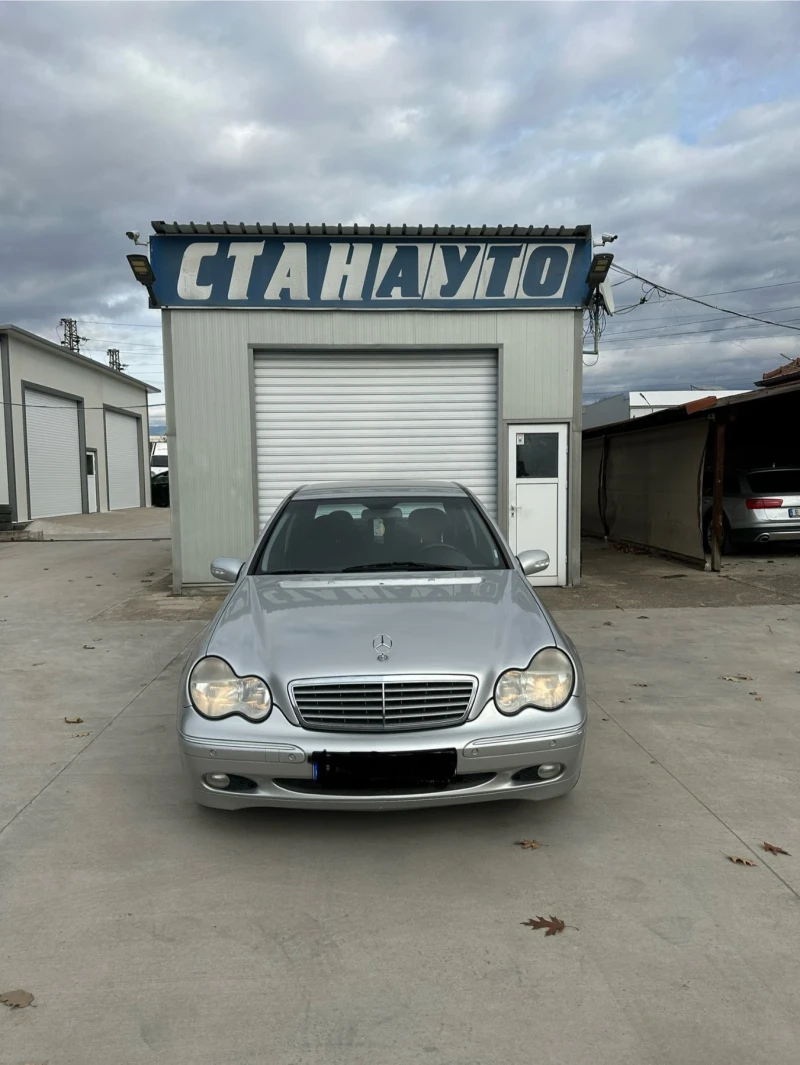 Mercedes-Benz C 180 Elegance , снимка 3 - Автомобили и джипове - 48037454