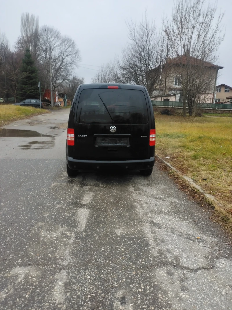 VW Caddy метан, снимка 4 - Автомобили и джипове - 48273024