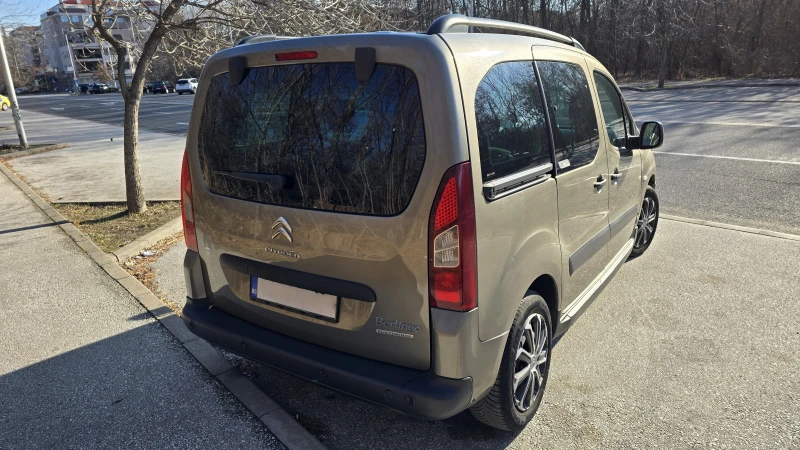 Citroen Berlingo, снимка 4 - Автомобили и джипове - 49090229