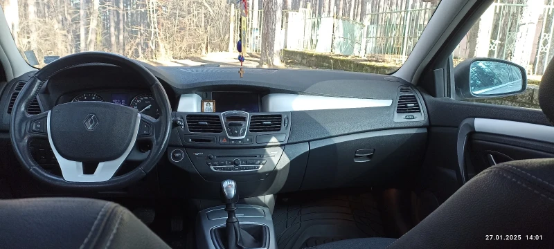 Renault Laguna, снимка 8 - Автомобили и джипове - 48849788