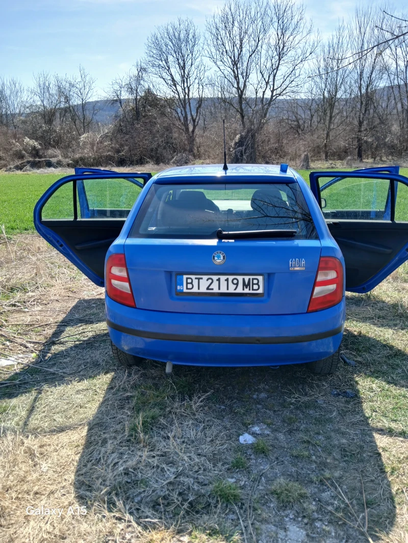 Skoda Fabia, снимка 4 - Автомобили и джипове - 49436534