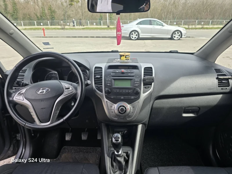 Hyundai Ix20, снимка 14 - Автомобили и джипове - 49597948