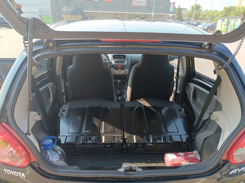 Toyota Aygo 1.0 I, снимка 12 - Автомобили и джипове - 52686826