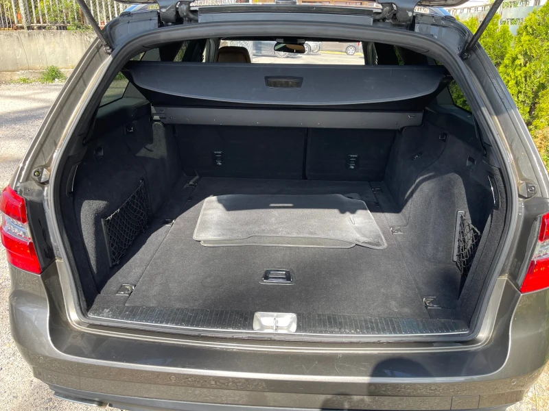 Mercedes-Benz E 500 Е 500 АМГ 4х4 211000КМ УНИКАТ , снимка 17 - Автомобили и джипове - 51589331