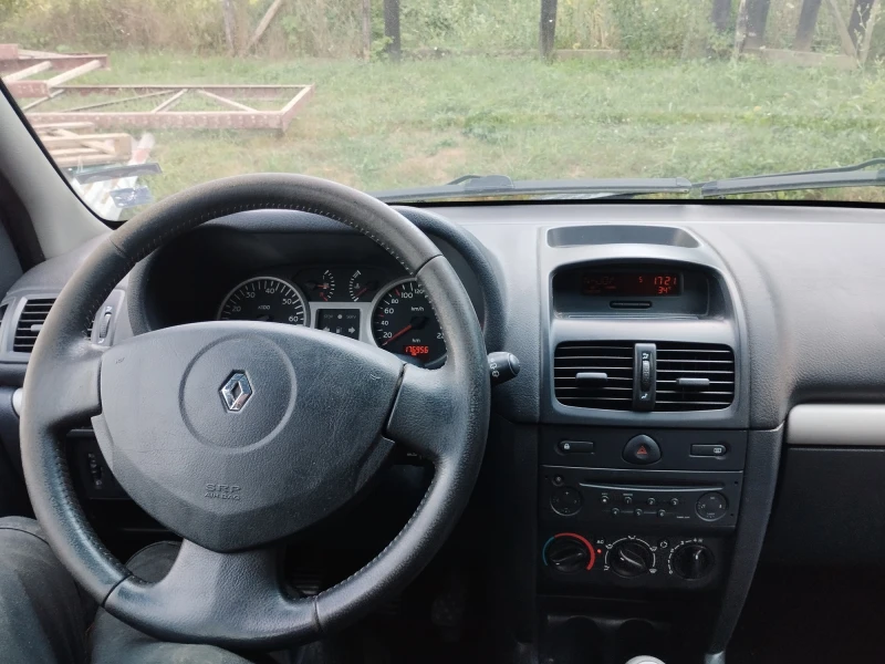 Renault Clio 1, 2 16 V, снимка 8 - Автомобили и джипове - 52114759