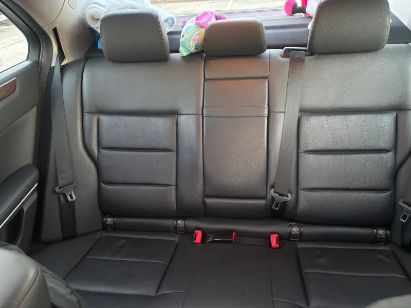 Mercedes-Benz E 250, снимка 13 - Автомобили и джипове - 51680979