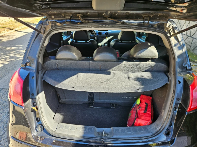 Mitsubishi Colt 1.5 CZT, снимка 13 - Автомобили и джипове - 52259063