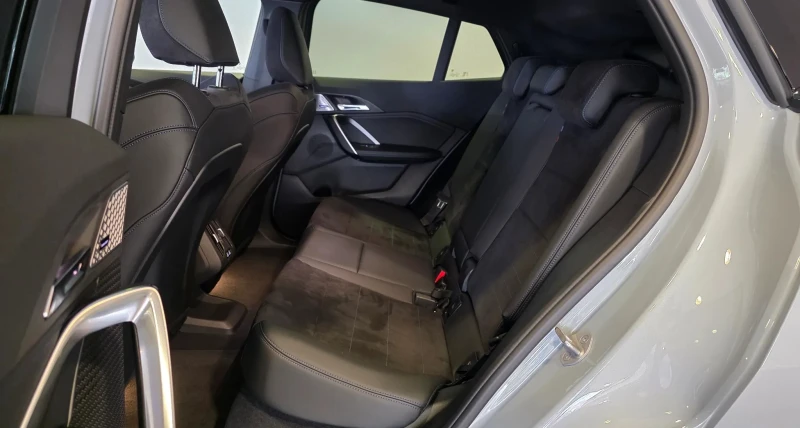 BMW iX2 xDrive30 M Pack, снимка 7 - Автомобили и джипове - 52559712