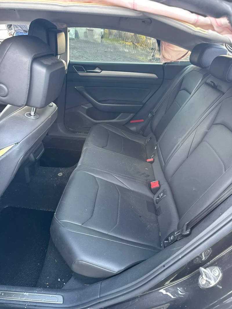 VW Arteon 2.0 TSI, снимка 9 - Автомобили и джипове - 52564286