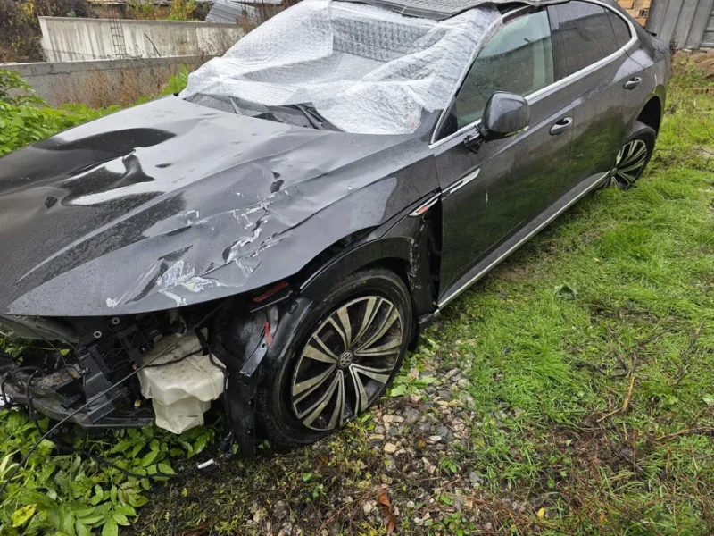 VW Arteon 2.0 TSI, снимка 3 - Автомобили и джипове - 52564286