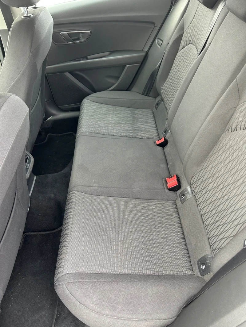 Seat Leon, снимка 8 - Автомобили и джипове - 53125196