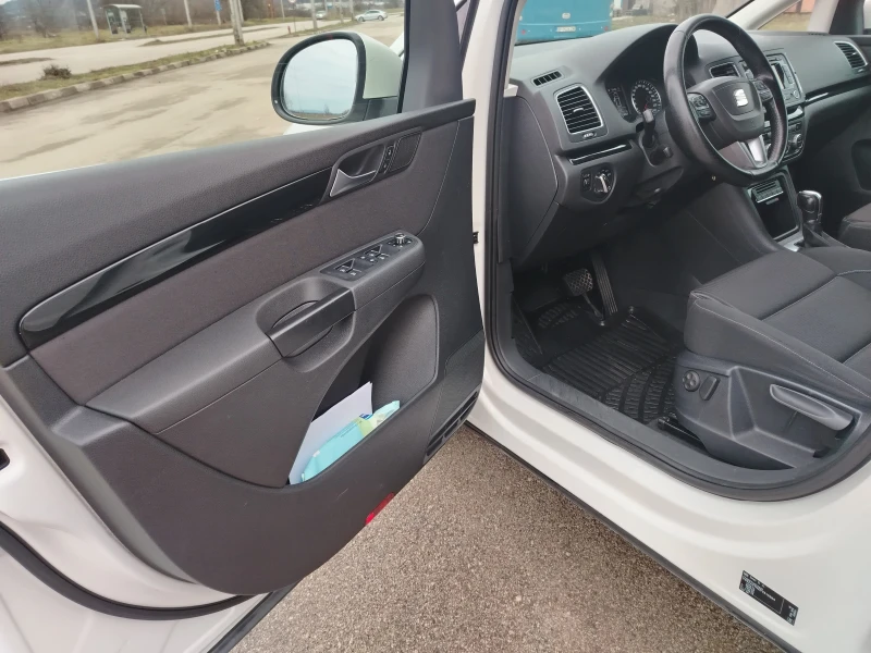 Seat Alhambra 2.0 TDI DSG KAMERA, снимка 10 - Автомобили и джипове - 53475978