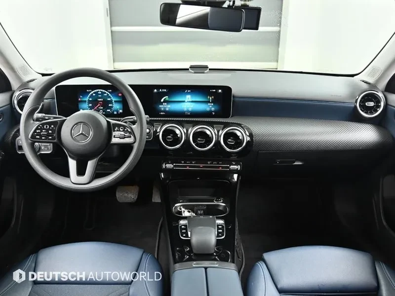 Mercedes-Benz A 220 Hatchback, снимка 7 - Автомобили и джипове - 56020754
