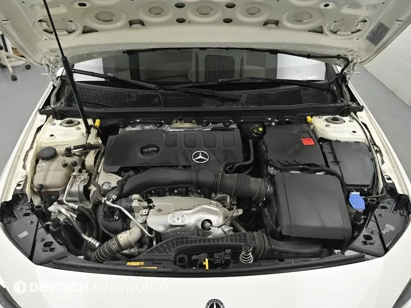 Mercedes-Benz A 220 Hatchback, снимка 6 - Автомобили и джипове - 56020754