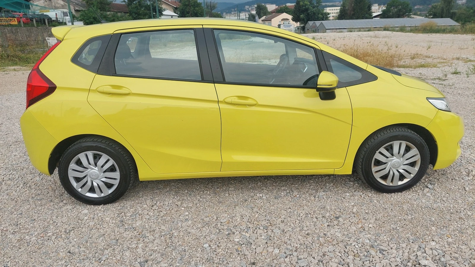 Honda Jazz 1.3 i-VTEC ОТЛИЧНА - изображение 4