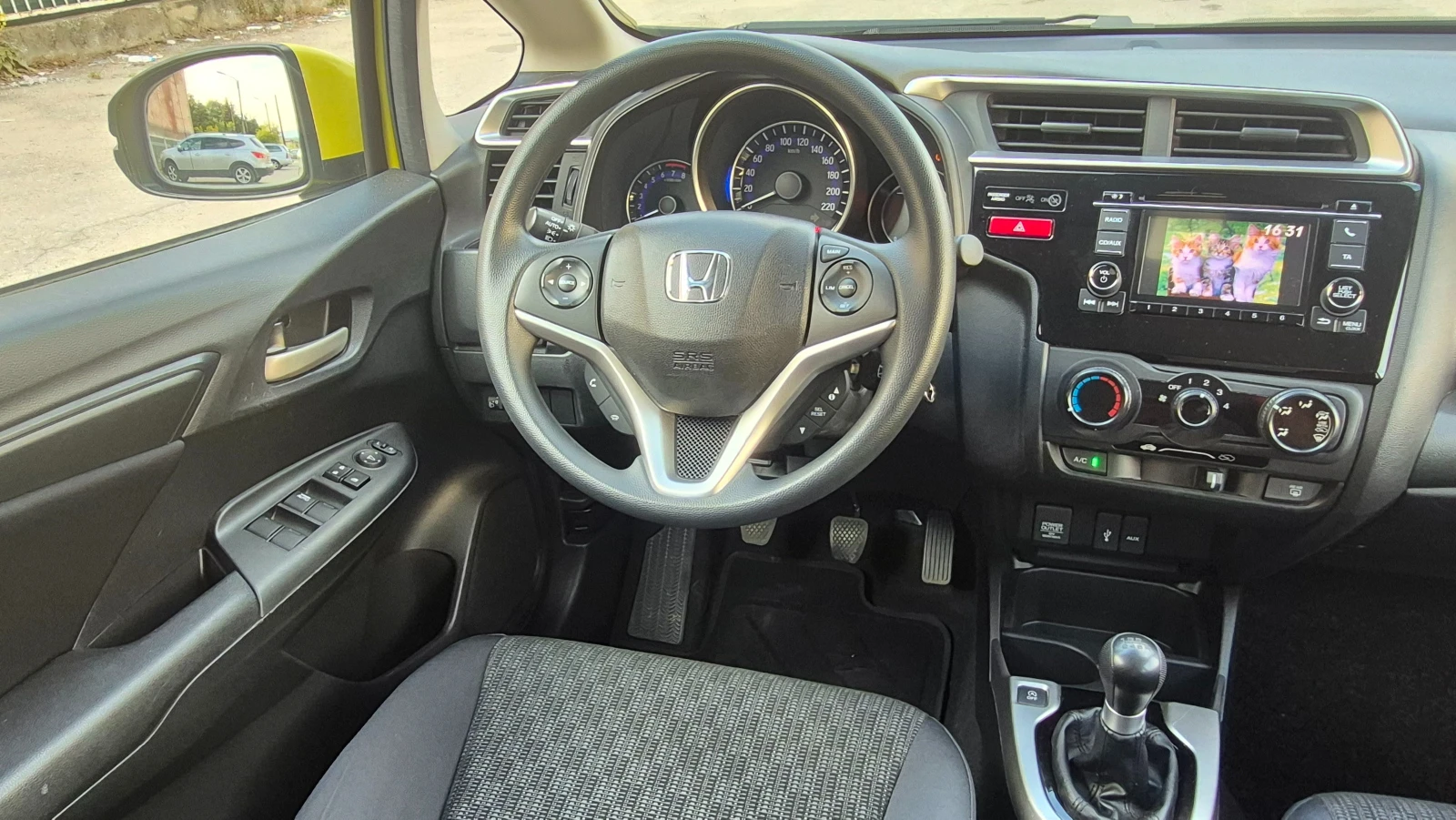 Honda Jazz 1.3 i-VTEC ОТЛИЧНА | Mobile.bg — изображение 15