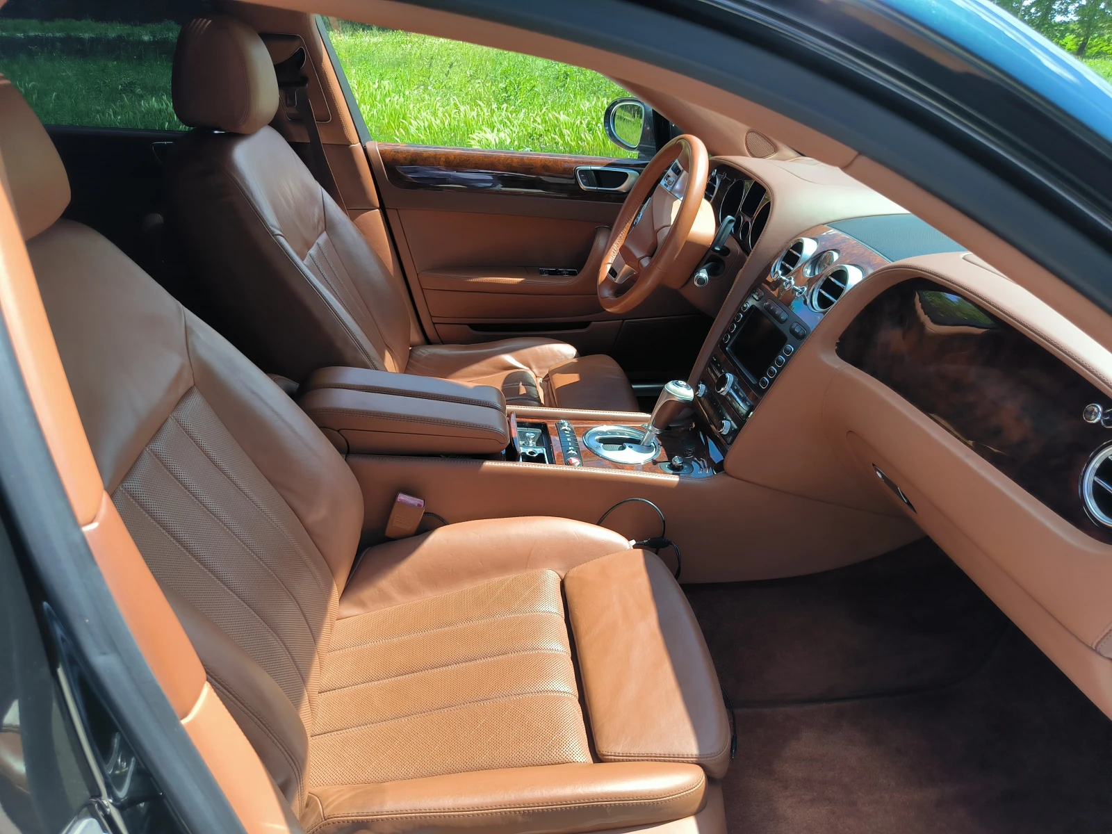 Bentley Flying Spur | Mobile.bg   11