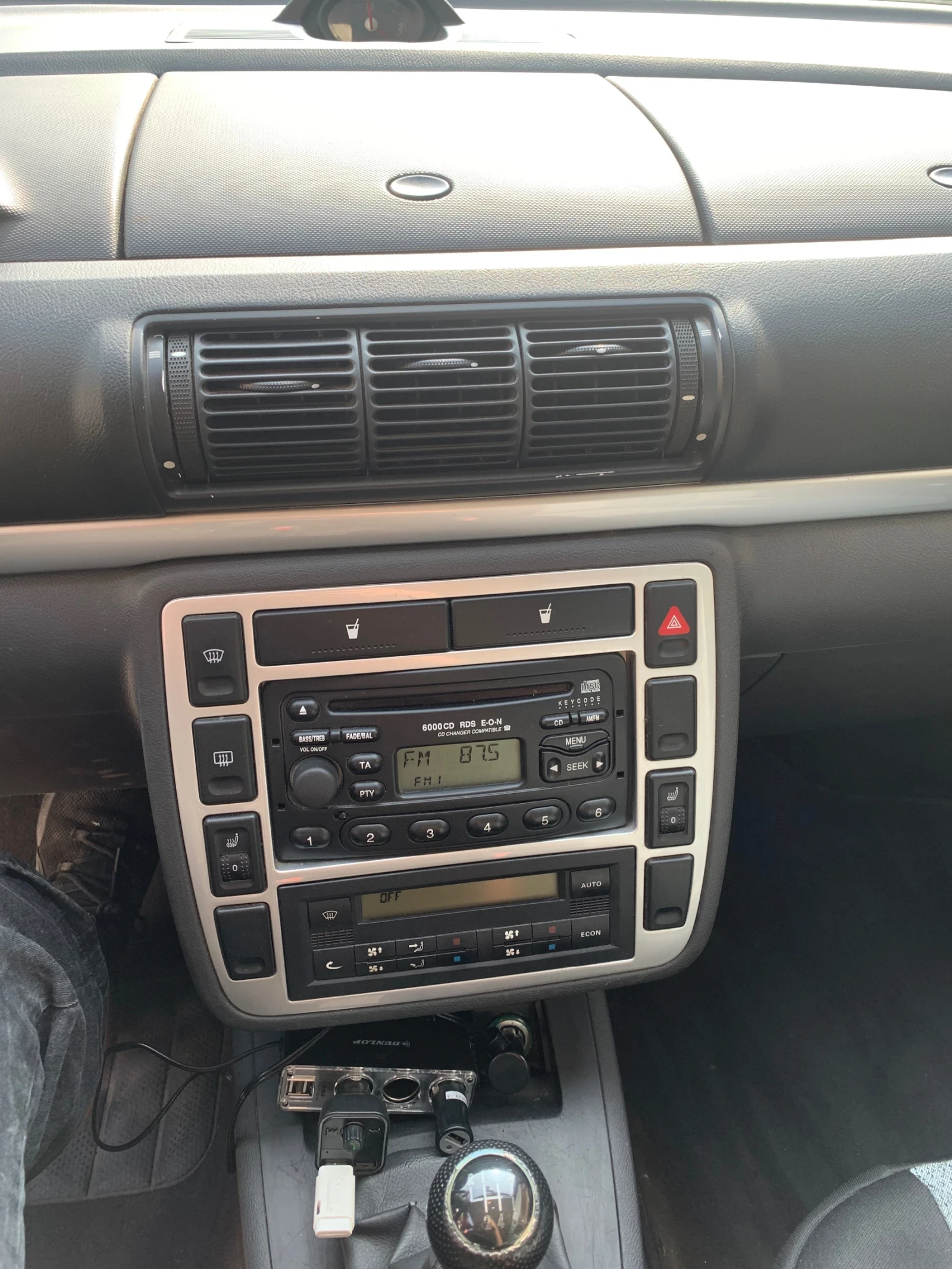 Ford Galaxy 1.9 116 Нов внос - изображение 8
