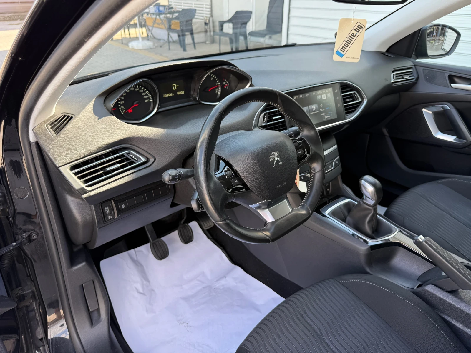 Peugeot 308 1.6d/92hp/NAVI/SERVICE BOOK/ - изображение 8