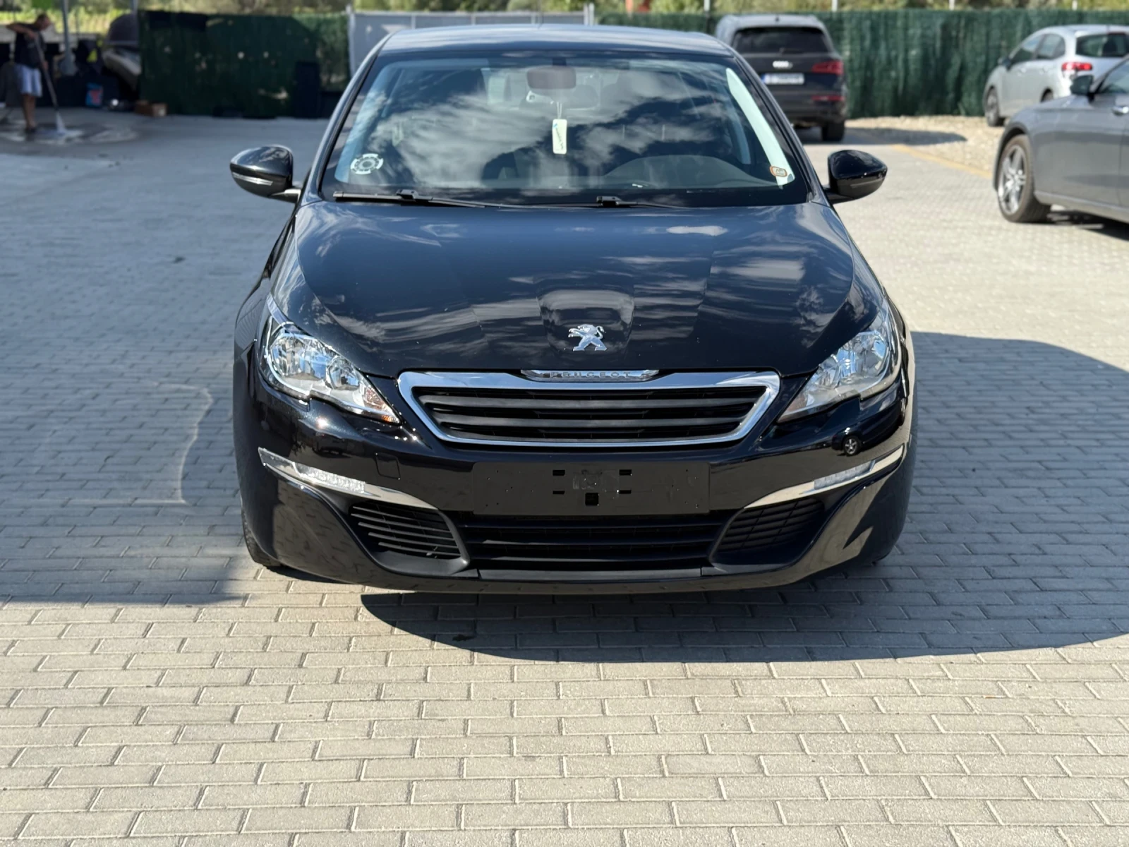 Peugeot 308 1.6d/92hp/NAVI/SERVICE BOOK/ - изображение 2