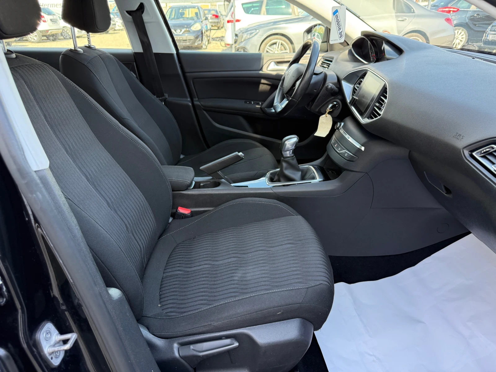 Peugeot 308 1.6d/92hp/NAVI/SERVICE BOOK/ - изображение 10