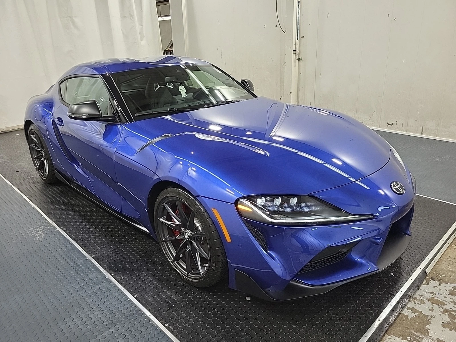 Toyota Supra * * GR * * CARFAX * * АВТО КРЕДИТ * *  - изображение 2