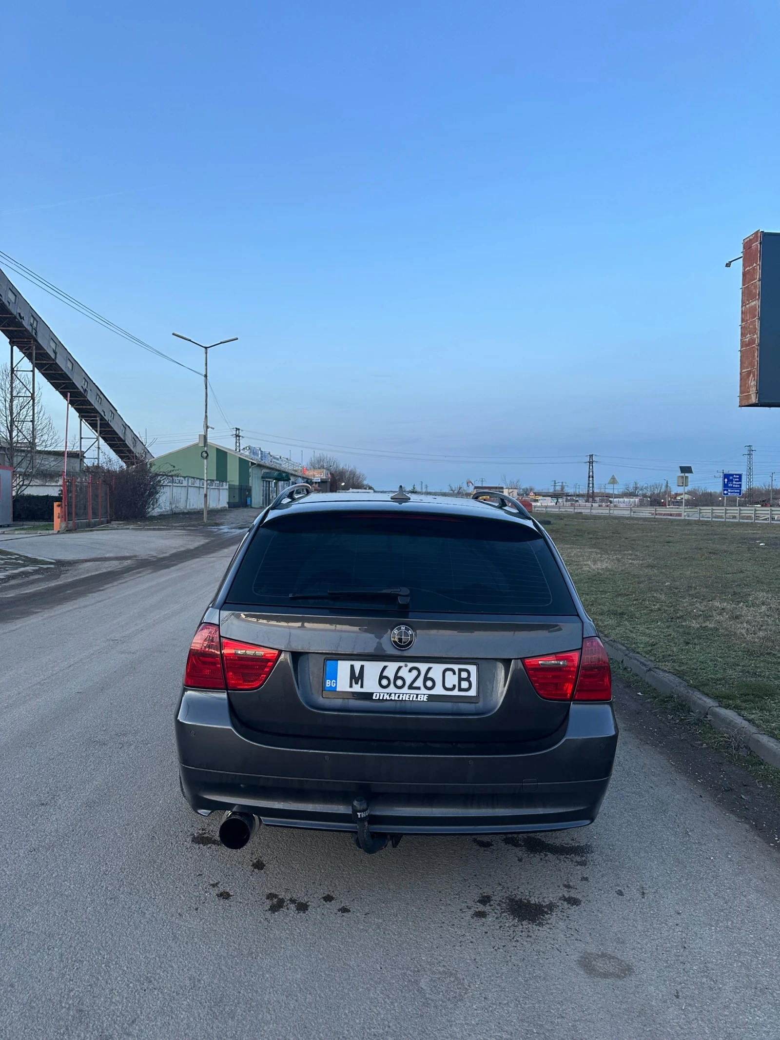 BMW 320 320d 163к.с. - изображение 2