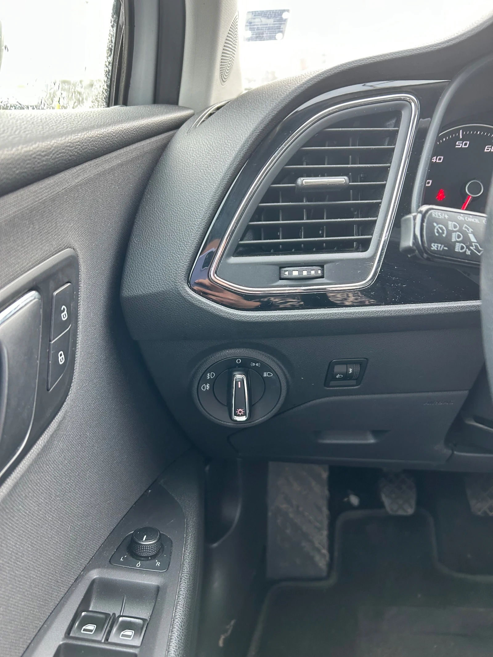 Seat Leon  - изображение 10