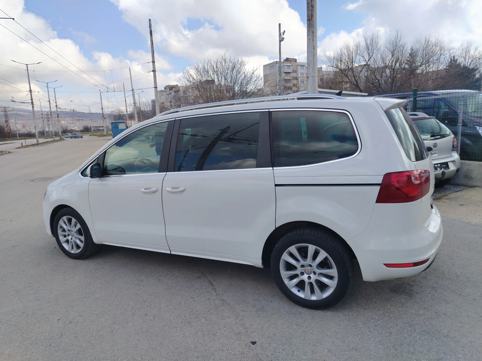 Seat Alhambra 2.0 TDI DSG KAMERA, снимка 7 - Автомобили и джипове - 53475978