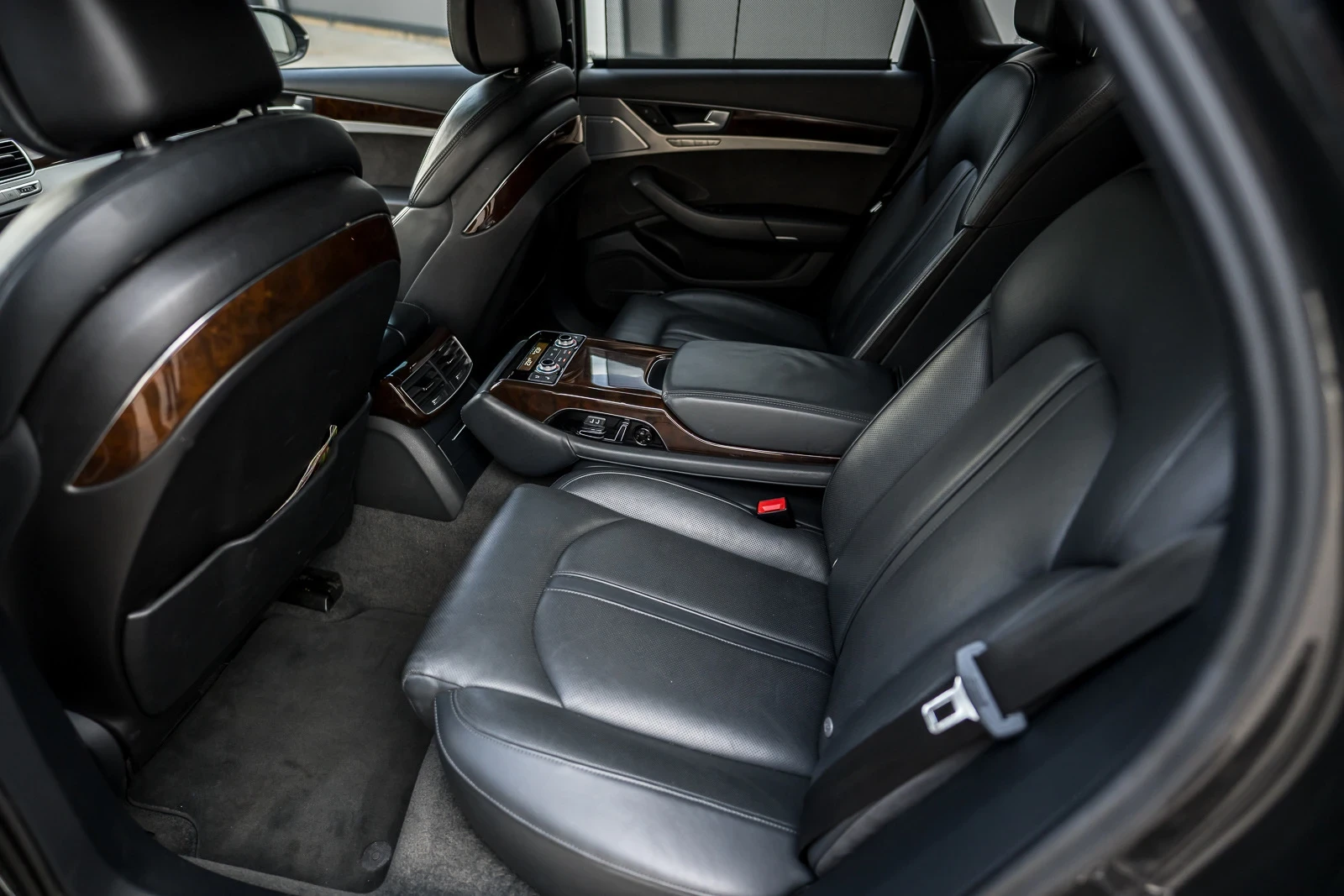 Audi A8 3.0TDI 262к.с , снимка 9 - Автомобили и джипове - 54513324