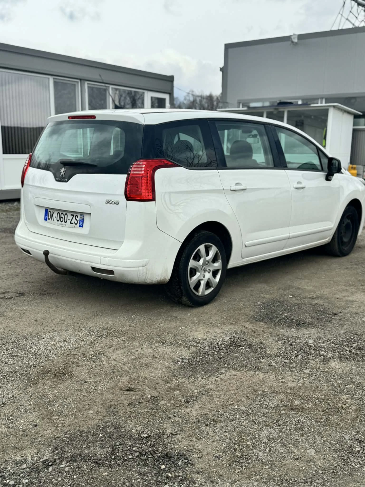 Peugeot 5008 1.6 HDI 115, снимка 5 - Автомобили и джипове - 53933248