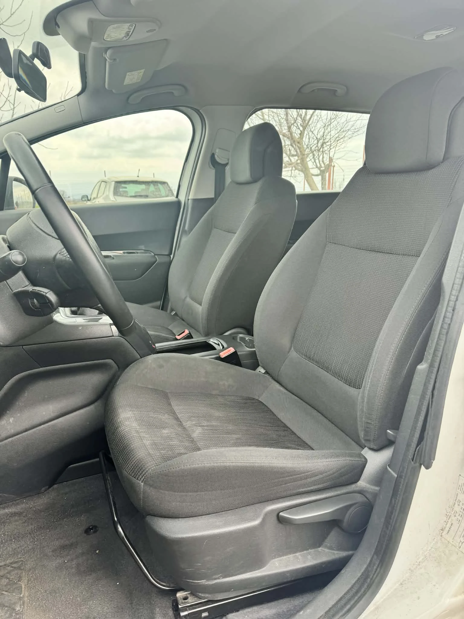 Peugeot 5008 1.6 HDI 115, снимка 7 - Автомобили и джипове - 53933248