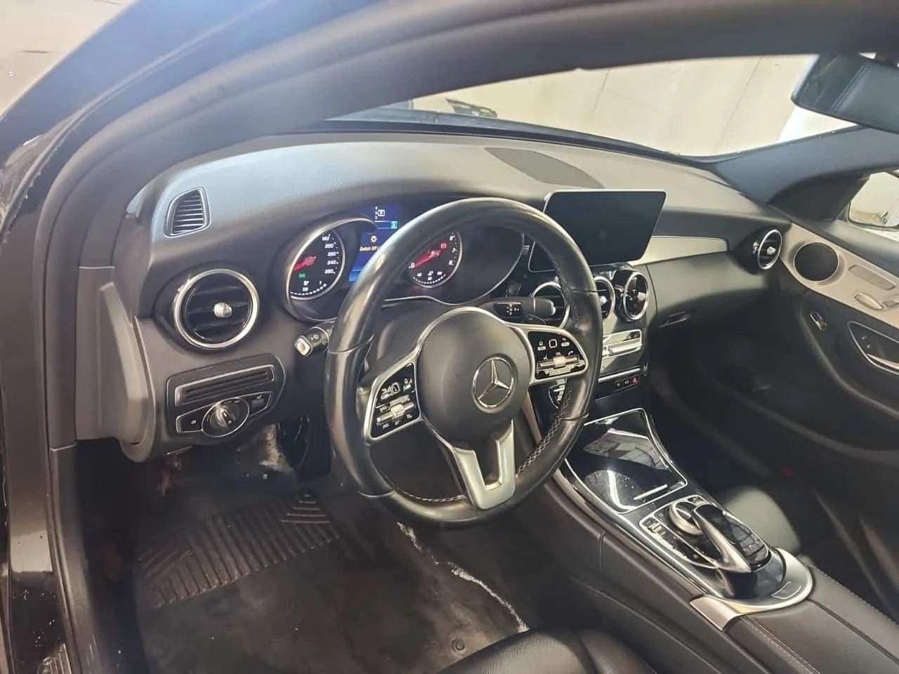 Mercedes-Benz C 300 360 КАМЕРИ| PANORAMA| CARFAX| 2 КЛЮЧА| , снимка 12 - Автомобили и джипове - 53999975