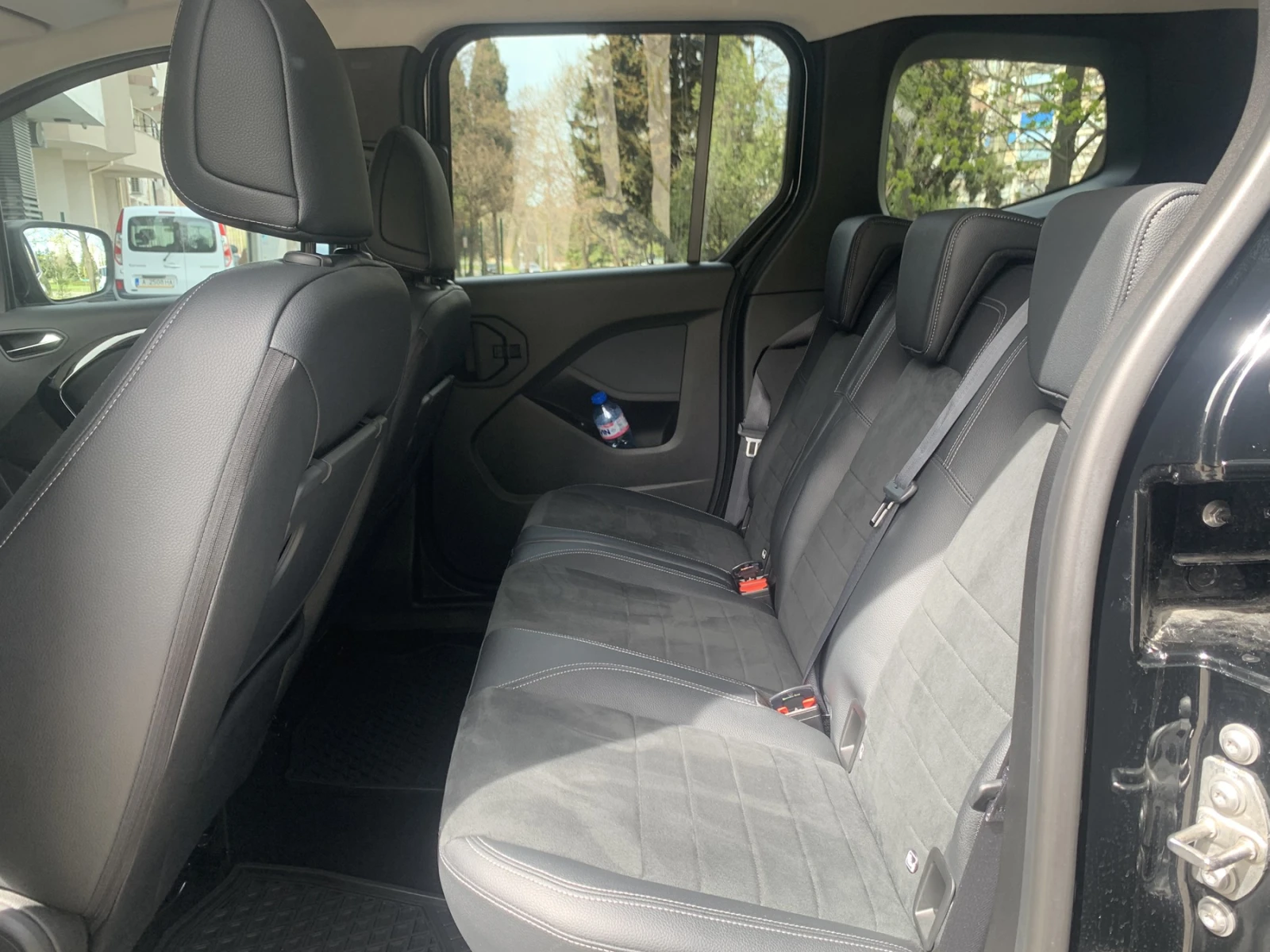 Mercedes-Benz T-����� T-Class (T 180d) | Mobile.bg � ����������� 10