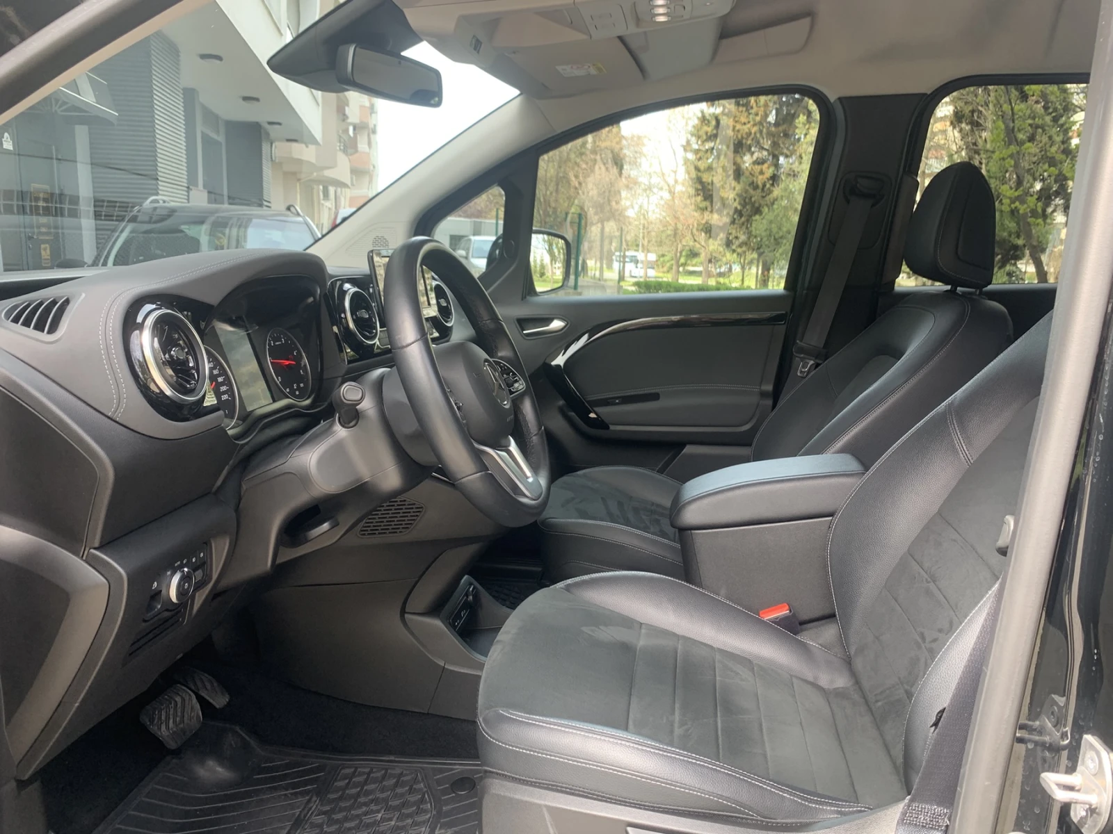 Mercedes-Benz T-����� T-Class (T 180d) | Mobile.bg � ����������� 9