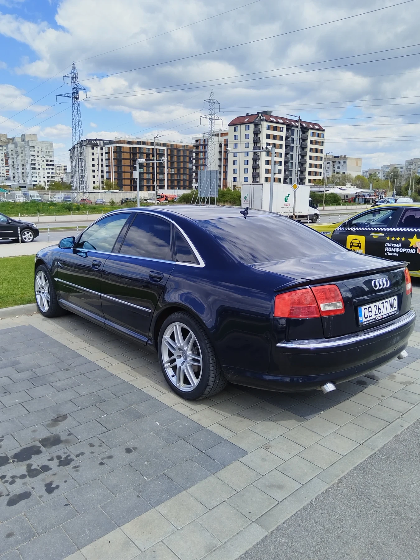Audi A8, снимка 3 - Автомобили и джипове - 54294835
