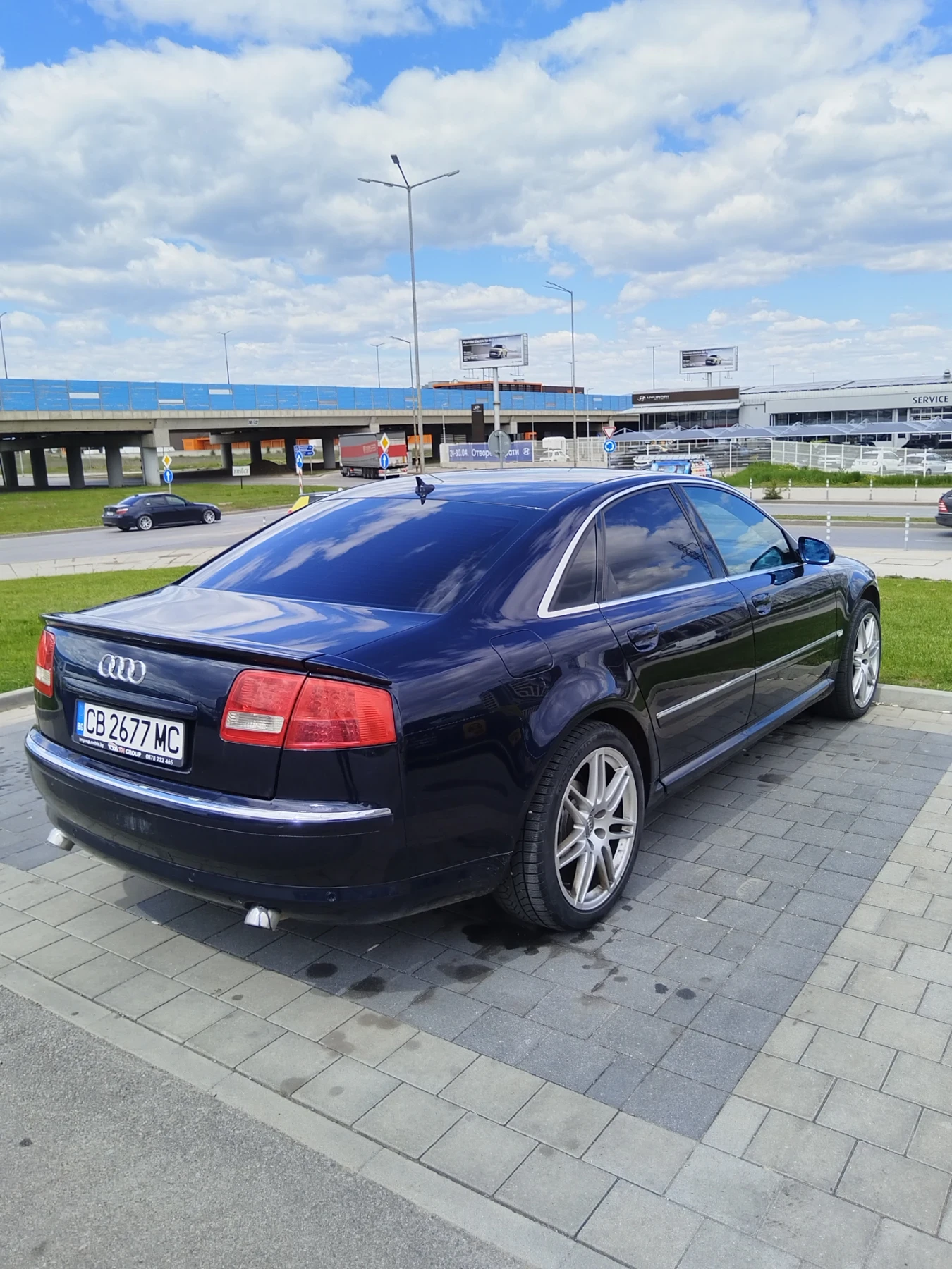 Audi A8, снимка 2 - Автомобили и джипове - 54294835