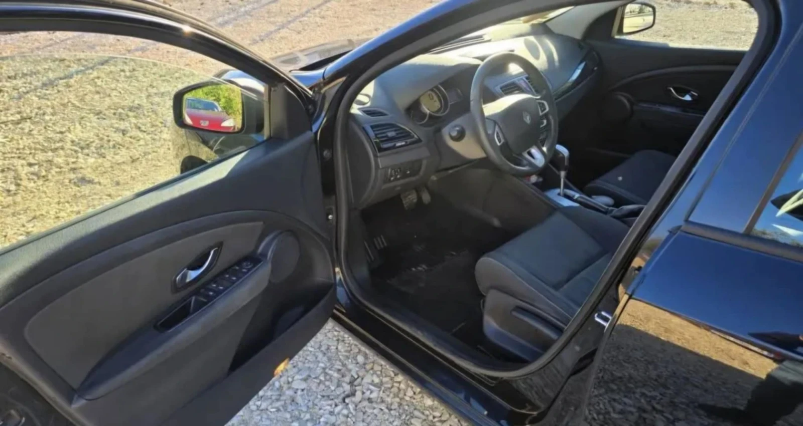 Renault Megane, снимка 8 - Автомобили и джипове - 54639558