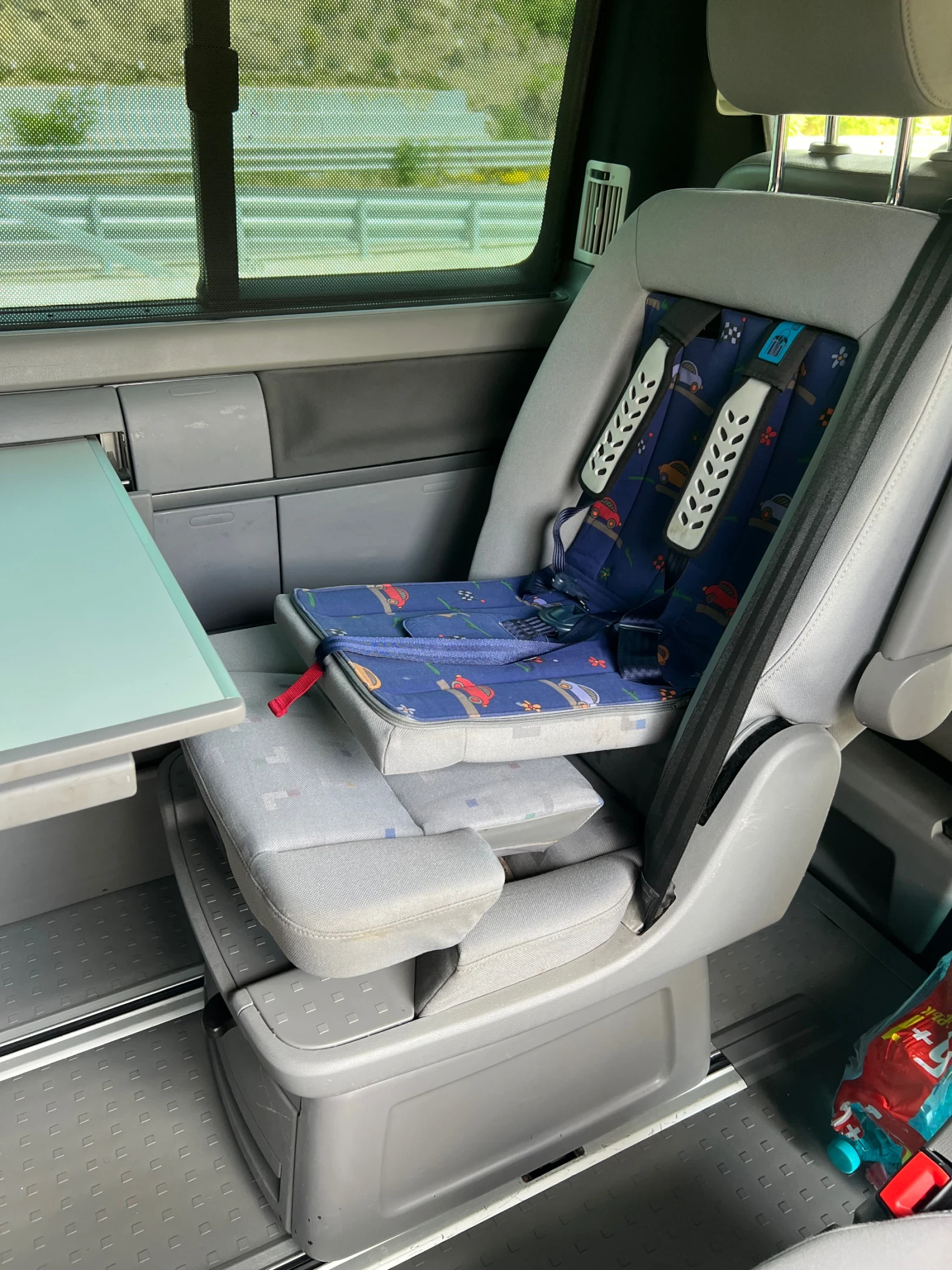 VW Multivan, снимка 8 - Автомобили и джипове - 54994694