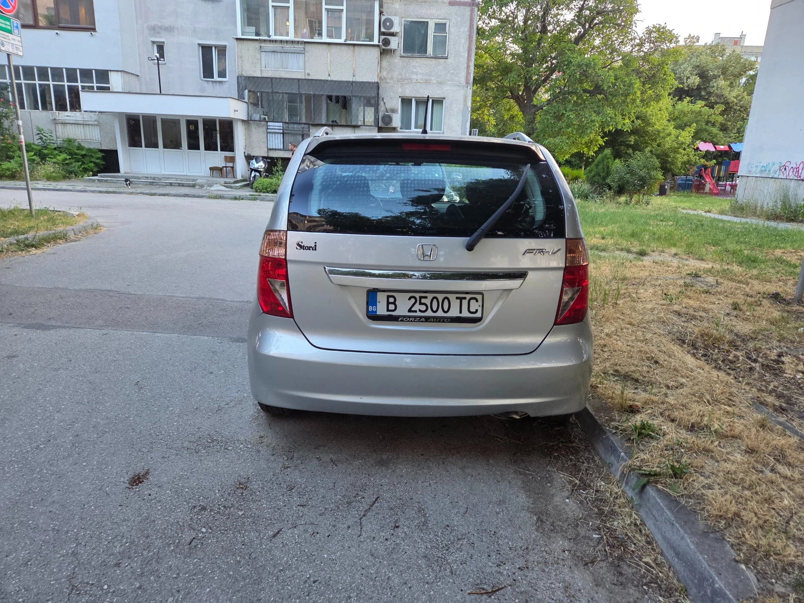 Honda Fr-v 1.8i, снимка 3 - Автомобили и джипове - 55031512