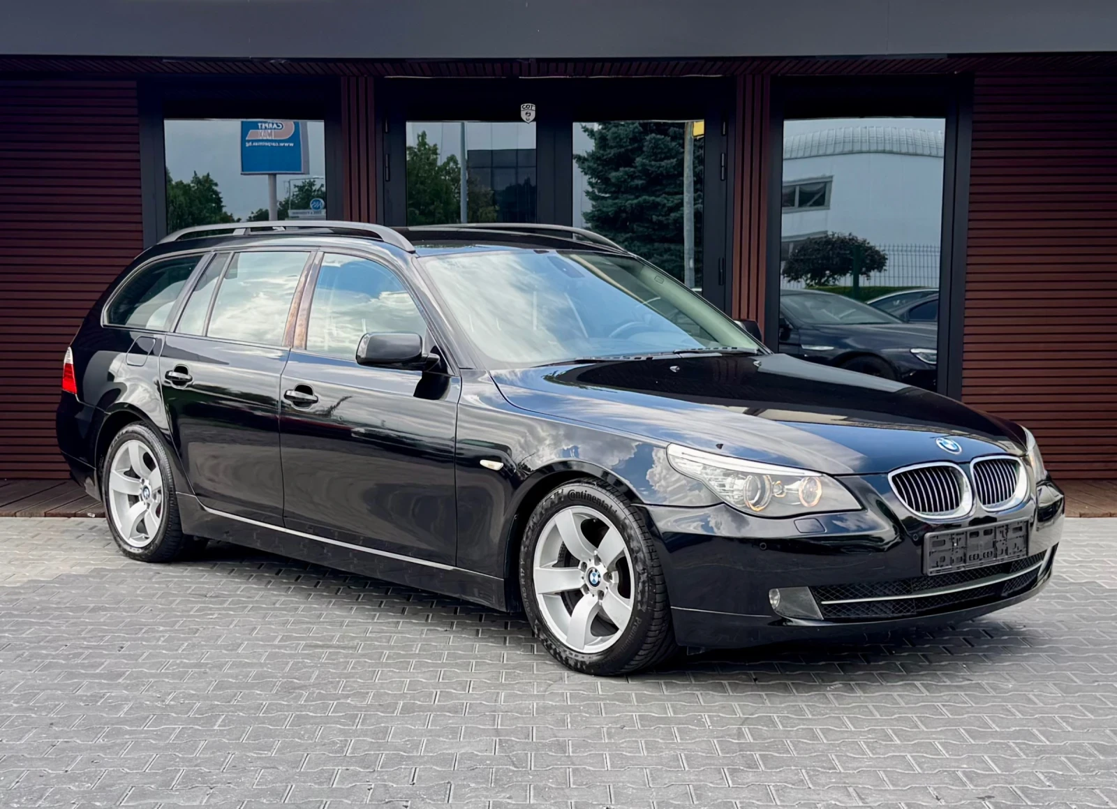 BMW 530 525D Face* Navi* Подгрев* Лизинг, снимка 3 - Автомобили и джипове - 55130913