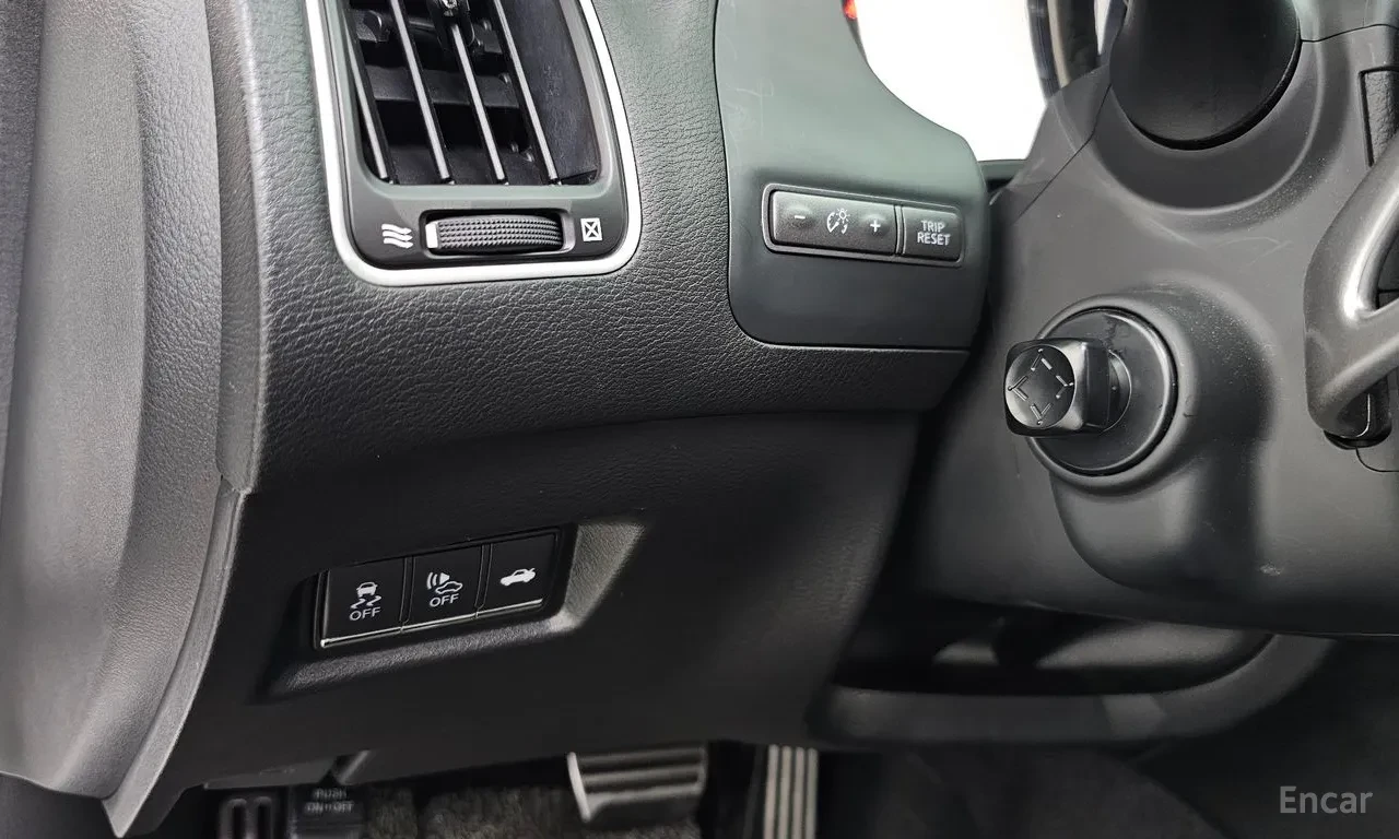 Infiniti Q50 S 3.5 Hybrid, снимка 17 - Автомобили и джипове - 55311749