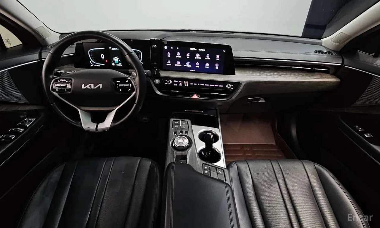 Kia K8 | ОБДУХВАНЕ | ПАНОРАМА | ДИСТРОНИК, снимка 7 - Автомобили и джипове - 56262240