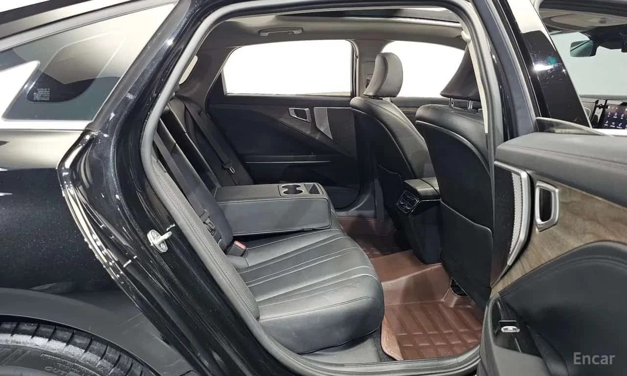 Kia K8 | ОБДУХВАНЕ | ПАНОРАМА | ДИСТРОНИК, снимка 11 - Автомобили и джипове - 56262240