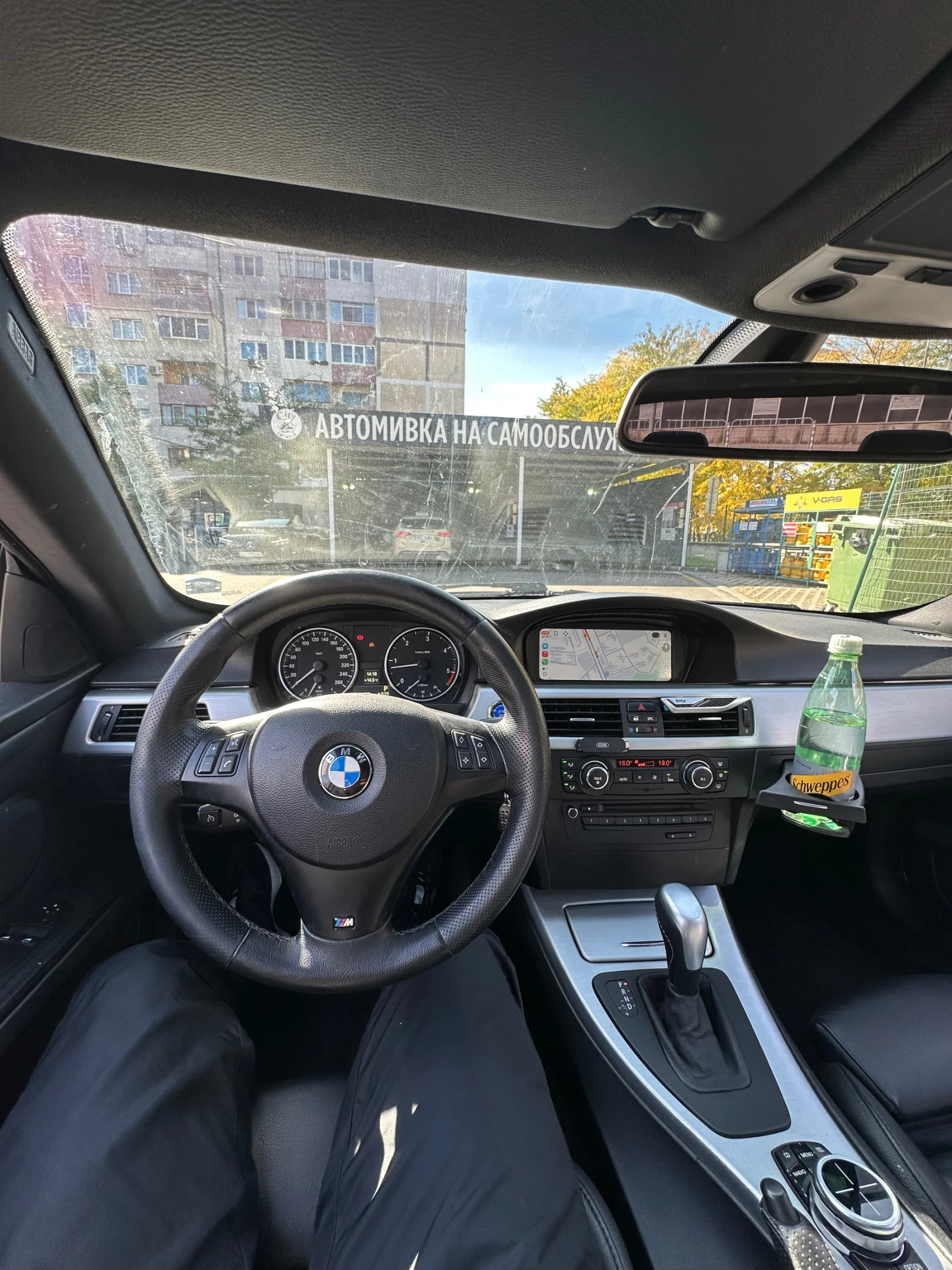 BMW 320 LCI, снимка 9 - Автомобили и джипове - 56413316