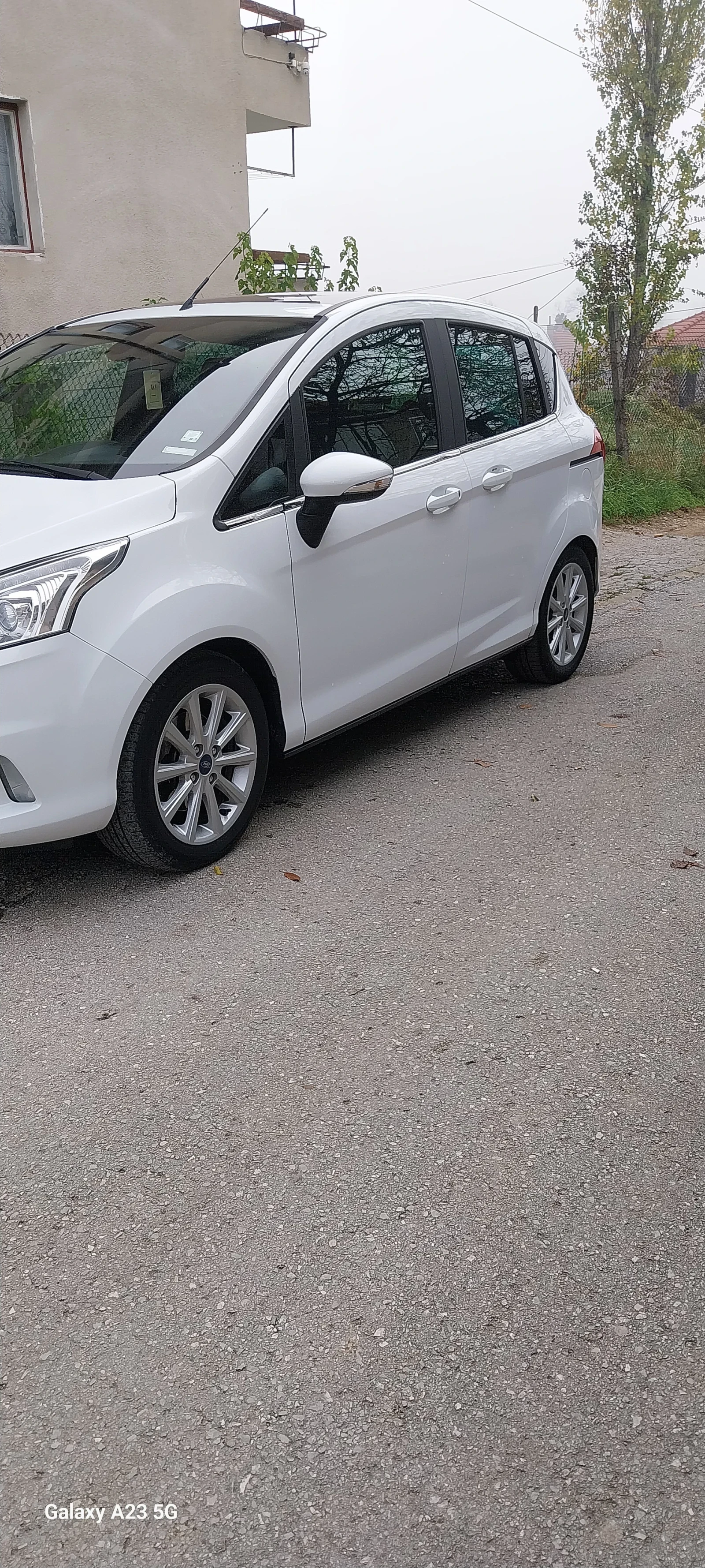 Ford B-Max, снимка 3 - Автомобили и джипове - 56483318