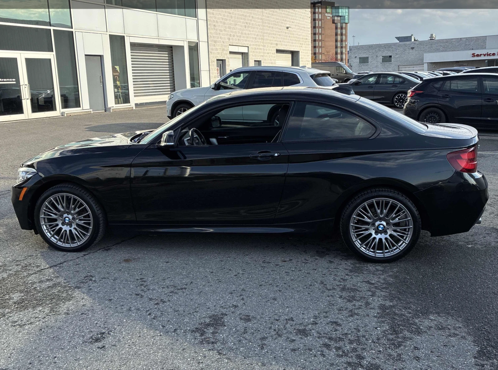 BMW 230 M* Shadow line* Lane Assist* Pano* , снимка 2 - Автомобили и джипове - 56724723